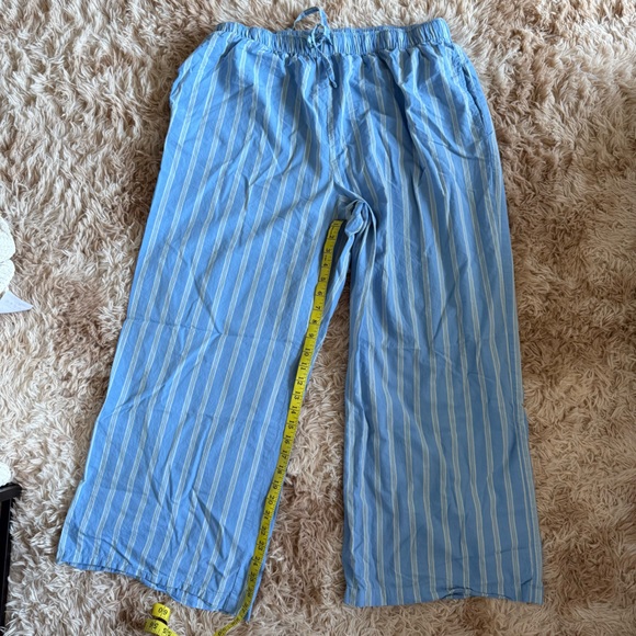 Old Navy Light Blue Striped Lounge Pants - Picture 1 of 3